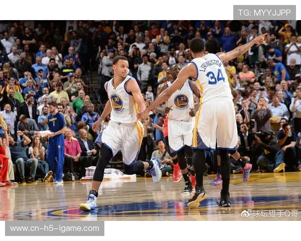 2017年NBA勇士与老鹰精彩对决回放全程回顾与分析